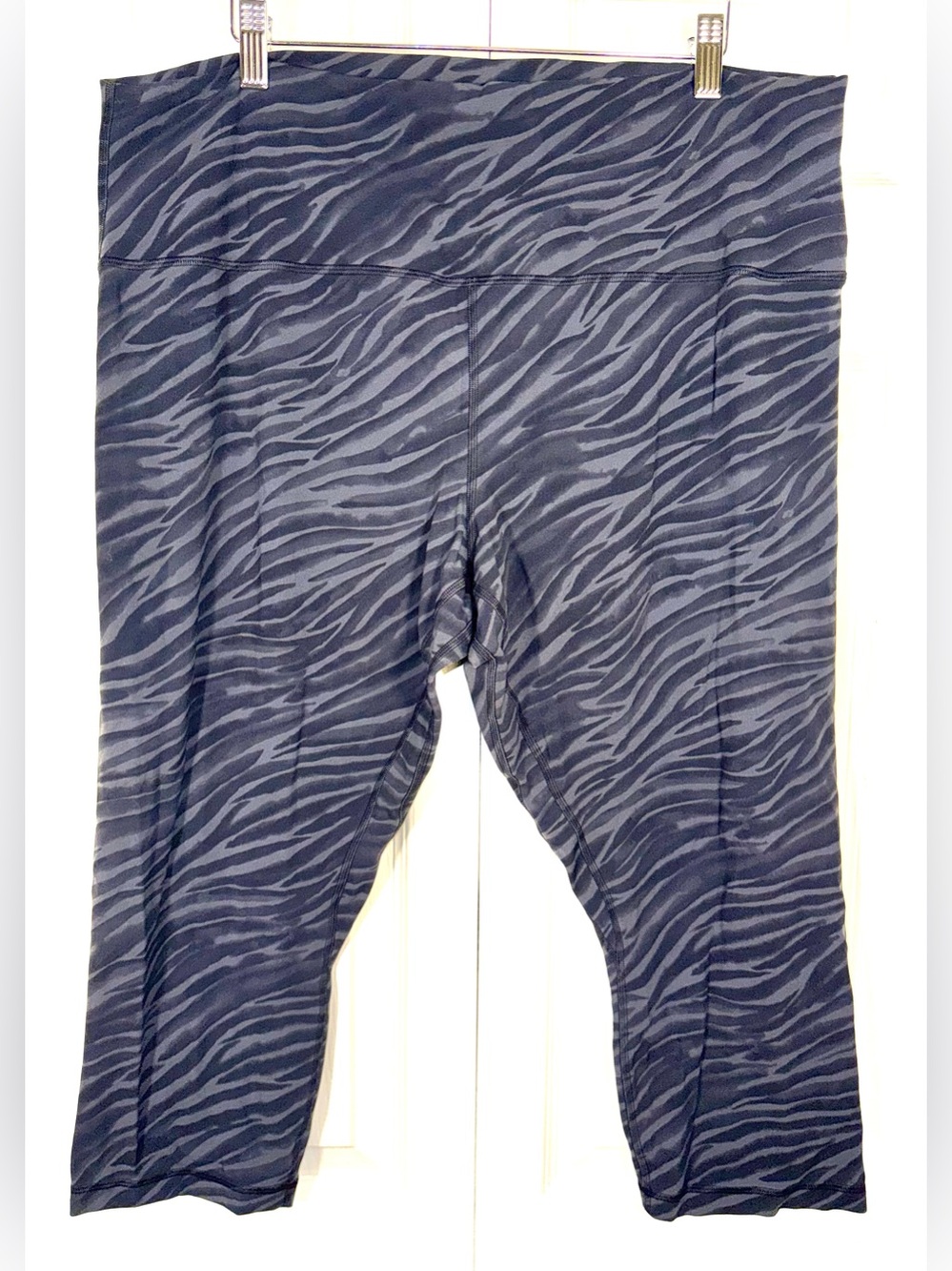 Lululemon Align High-Rise Crop Zebra Print Leggings Size 20